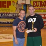 23 Najbolji trojka+í i MVP turnira ++eljko Palavra