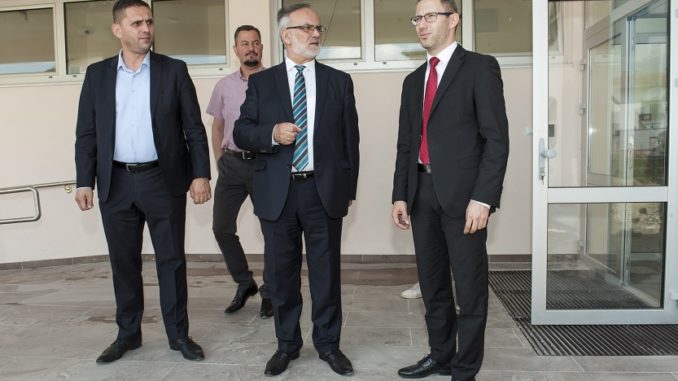 malesevic-tomas-srednja-skola
