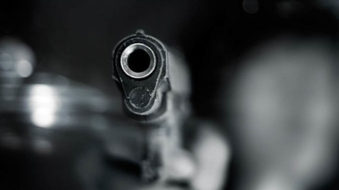 pistolj-pucnjava-1