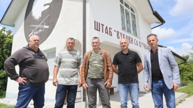 vukovi sa vucijaka