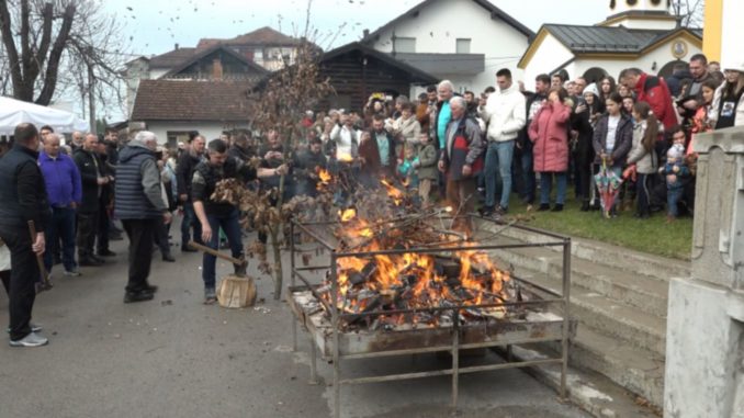 badnjak paljenje 2024