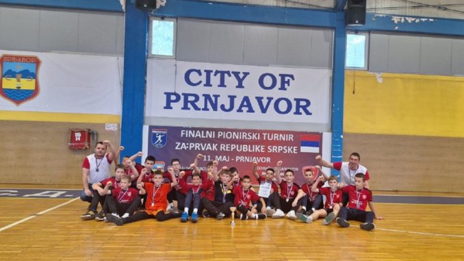 pioniri sloge