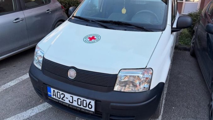 novo vozilo za crveni krst prnjavor